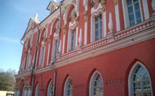 Петровский путевой дворец